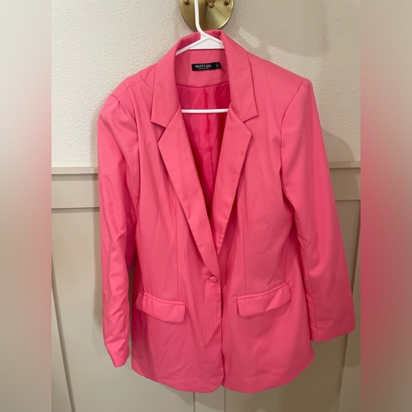 Nasty Gal Jackets & Blazers - Nasty Gal Pink Blazer with Shoulder Pads Size 4